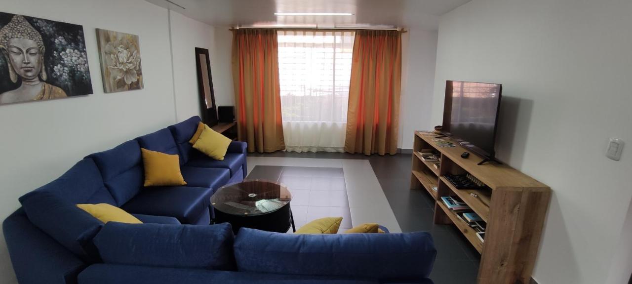 Elegante Apartamento Con Vistas Al Volcan Tungurahua Banos  Exterior photo